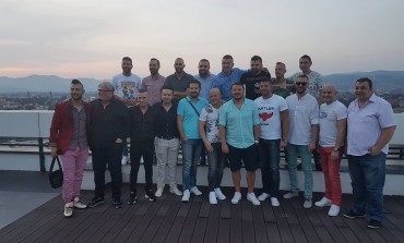 Armin Bijedić organizirao iftar za kolege