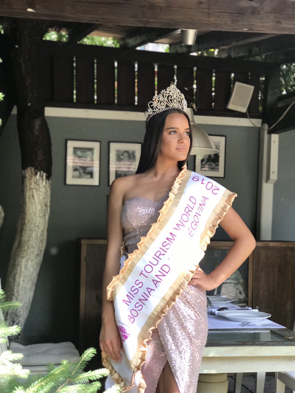 Sarajka Amina Hasanbegović nova je Miss Turizma BiH