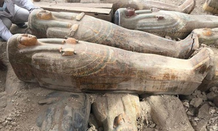 Egipat – Arheolozi otkrili detalje o 30 nedavno otkrivenih drevnih kovčega