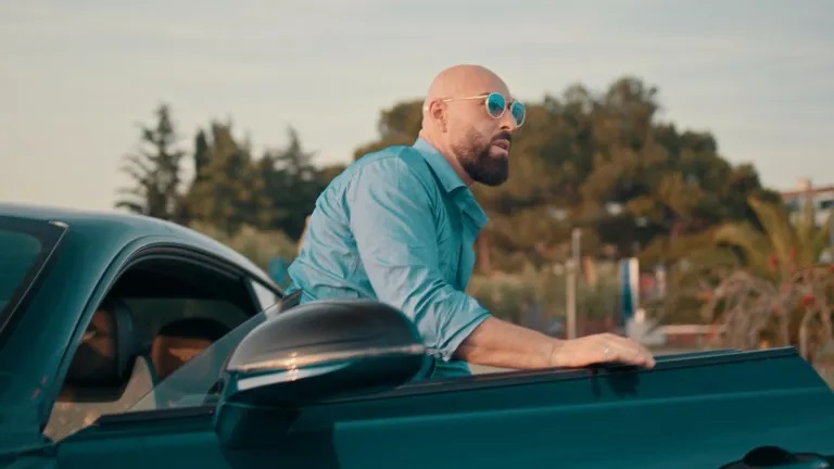 Adnan Nezirov predstavio “Bez tebe ni mene nema“ spot sniman u Rimu i Veneciji